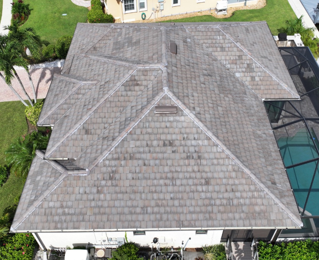 5 Signs You Need Roof Repair Services